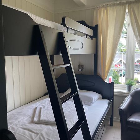 Jondal Hotel Екстериор снимка