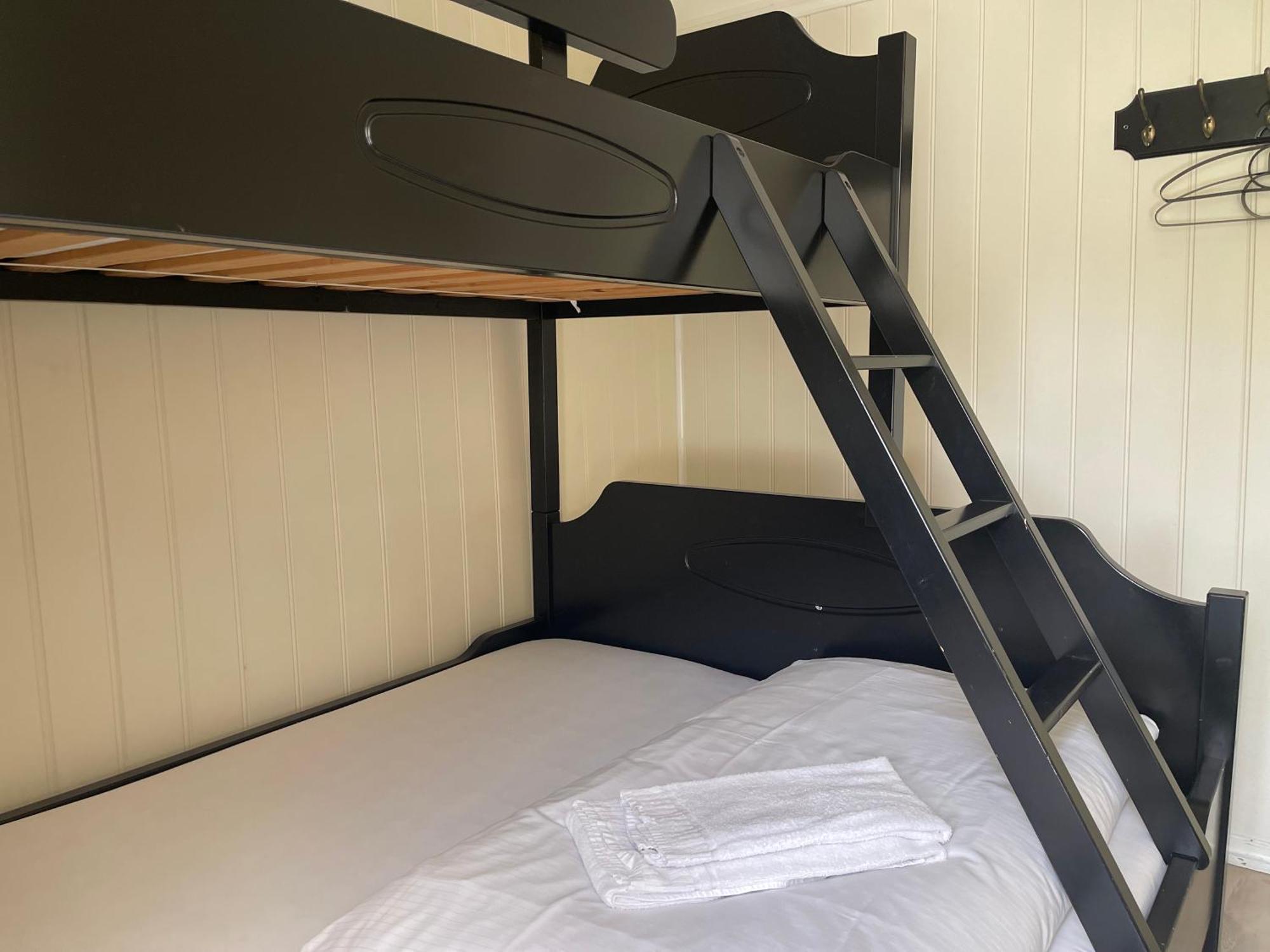 Jondal Hotel Екстериор снимка