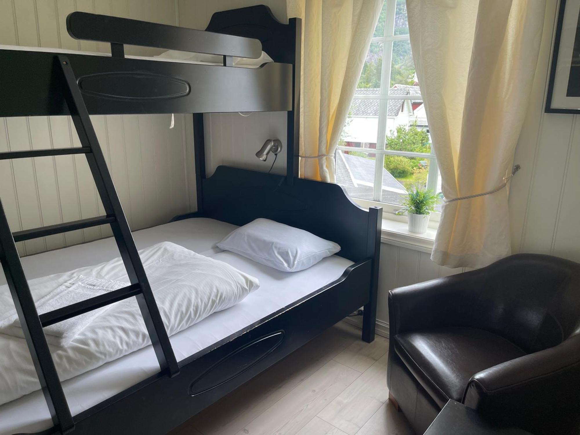 Jondal Hotel Екстериор снимка