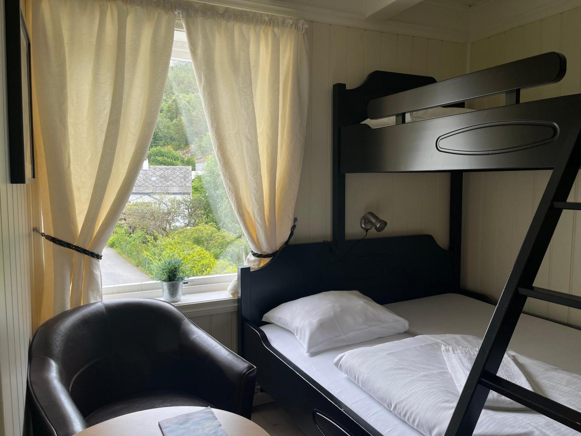 Jondal Hotel Екстериор снимка