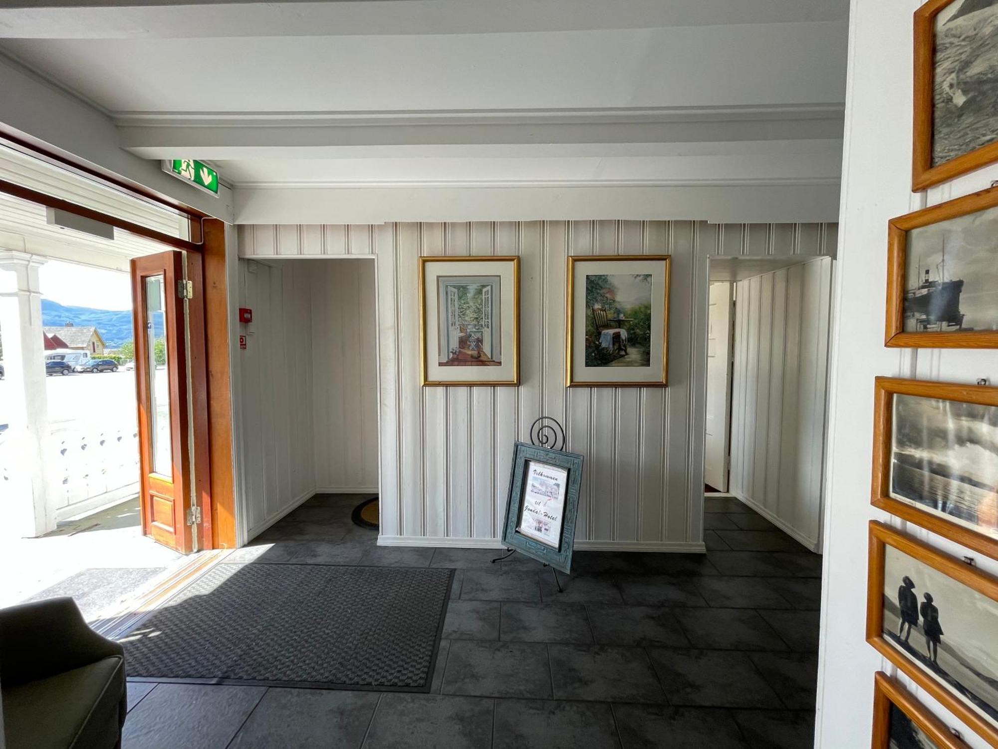 Jondal Hotel Екстериор снимка